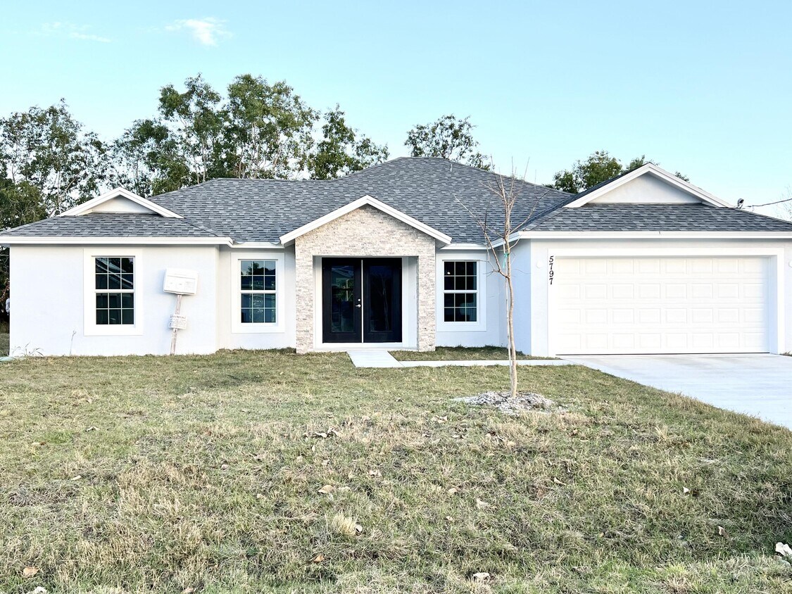 Primary Photo - 5797 NW Coosa Dr