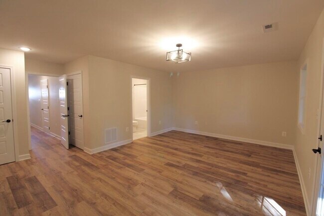 Building Photo - 1515 Palomino Trl