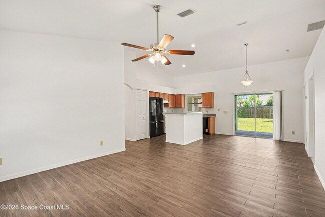Foto del edificio - 934 Westport St SE
