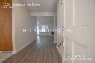 Building Photo - 1107 Douglas Fir Dr