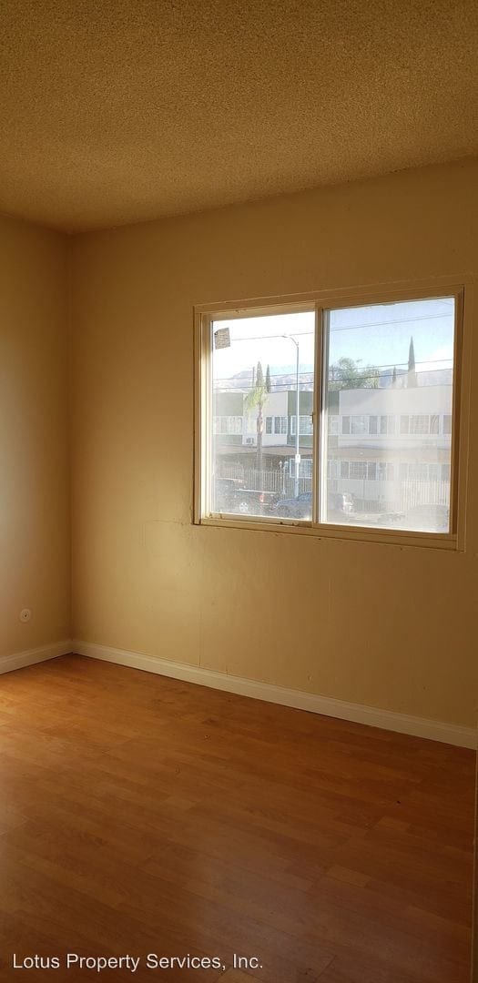 Building Photo - 7425 Vineland Ave