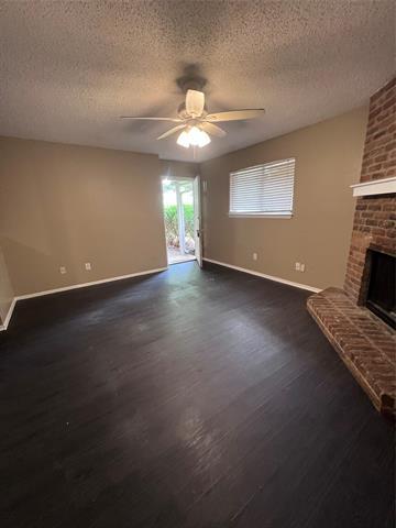 Foto del edificio - 734 Lariat Ln