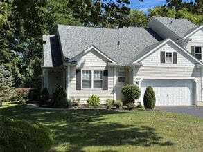 Building Photo - 33 Osborne Glen