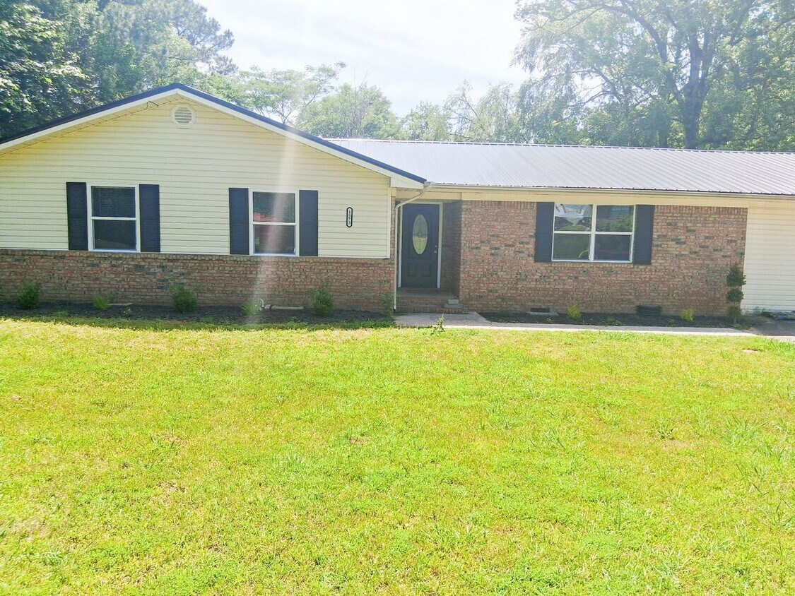 Primary Photo - Completely Remodeled 4-Bedroom 2-Bath home...