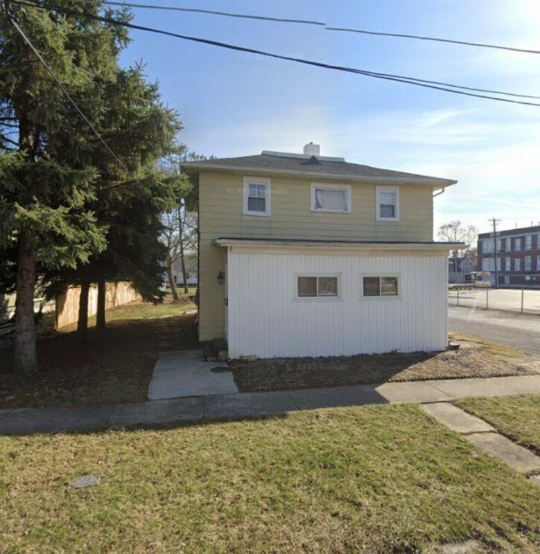 Foto principal - 127 Ash Ave