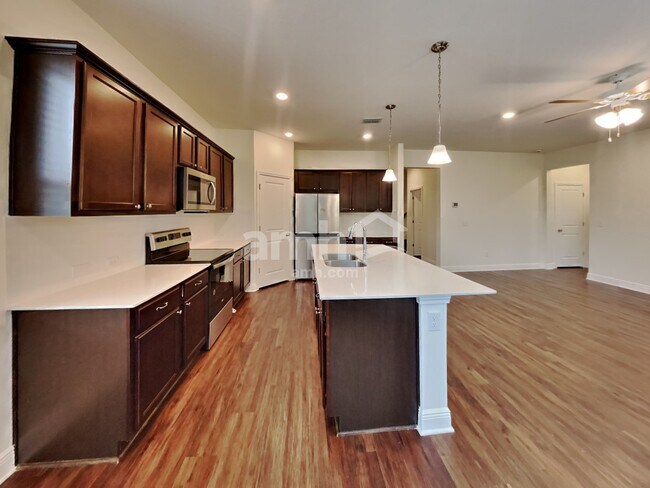 Building Photo - 27717 St Andrews Avenue