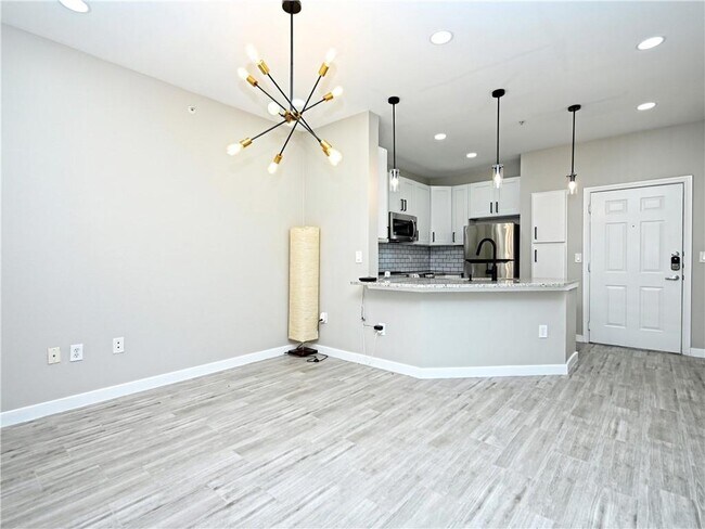 Building Photo - 2320 Gracy Farms Ln