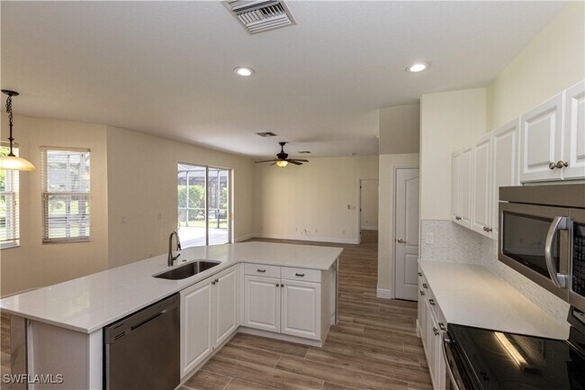 Foto del edificio - 12391 Muddy Creek Ln