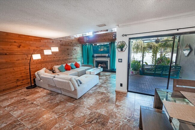 Foto del edificio - 22936 Ironwedge Dr