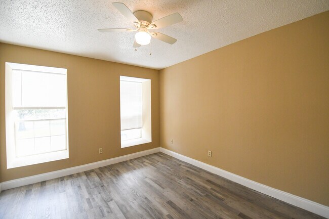Building Photo - 201 Belle Terre Blvd