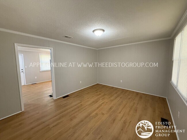 Foto del edificio - 3BR / 1.5BA Home in Quiet Orangeburg Neigh...