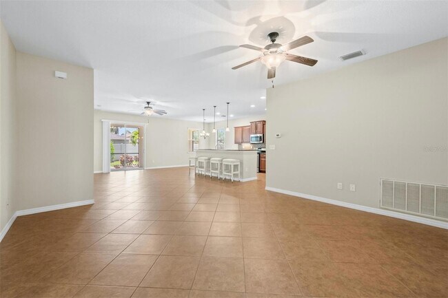 Foto del edificio - 8302 Karpeal Dr