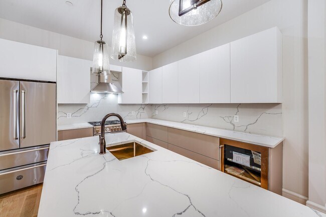 Foto del edificio - 1021 Washington St