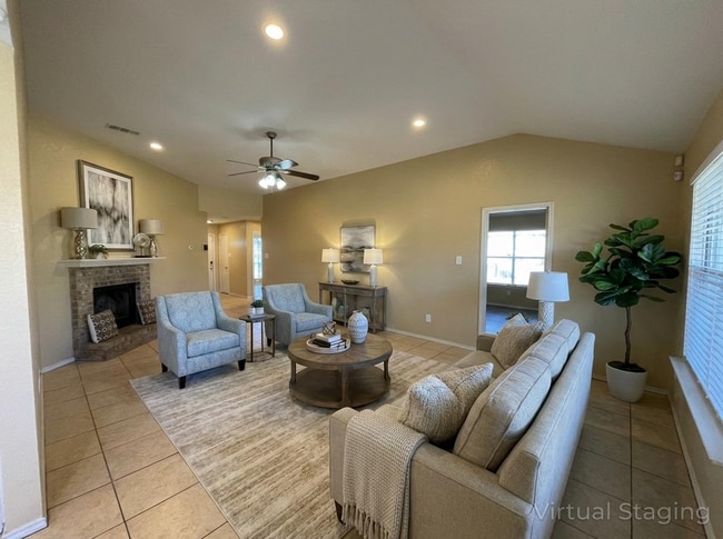 Building Photo - 3817 Water Oak Dr