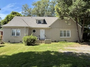 Building Photo - 1417 Ebenezer Rd