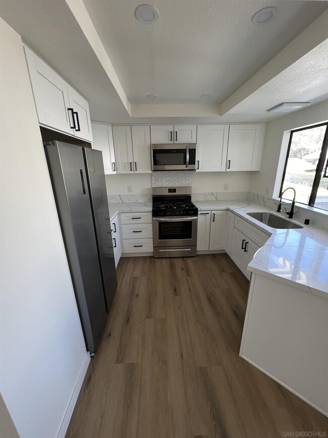 Building Photo - 10845 Scripps Ranch Blvd