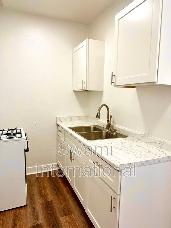 Foto del edificio - 521 N Avalon Blvd