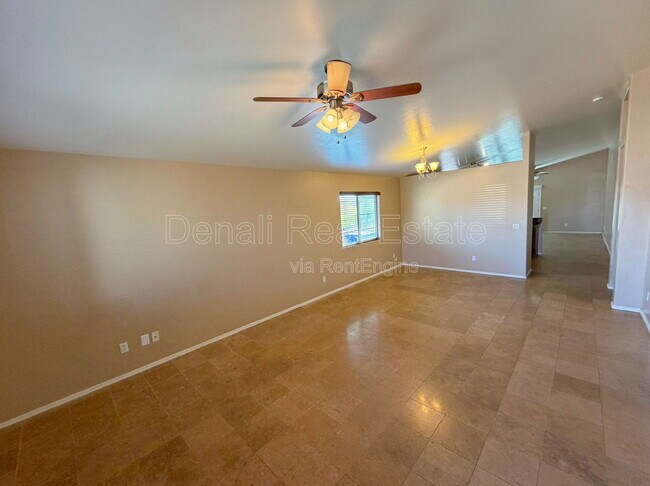 Building Photo - 2339 W Dillon Rd