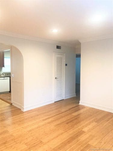 Building Photo - 7700 SW 54th Ct