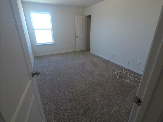 Building Photo - 114 Harbor Dr