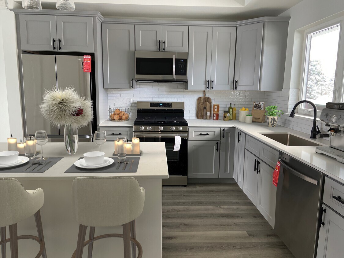 Virtually Staged Kitchen - 1704 W Lincoln St