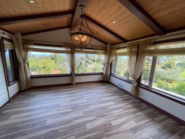 Foto del edificio - Breathtaking Upscale Poway Home