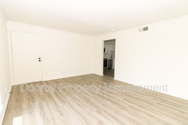 Building Photo - 513 Donaldson Rd