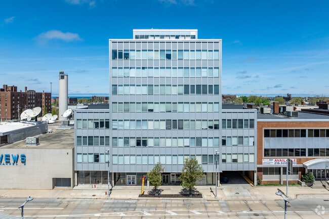 Building Photo - The Midtown Apartments