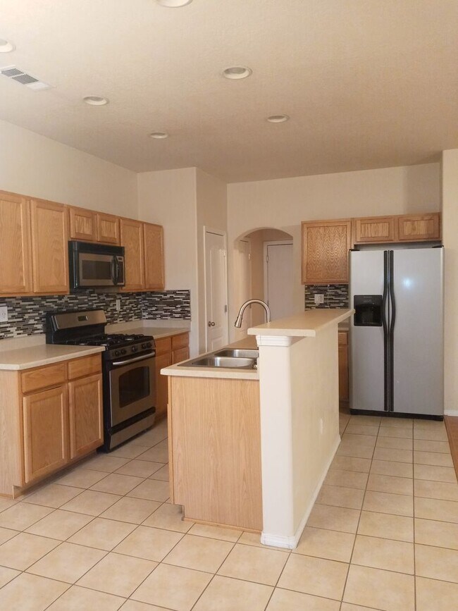 2323 Academic Pl SE, Albuquerque, NM 87106 House Rental in