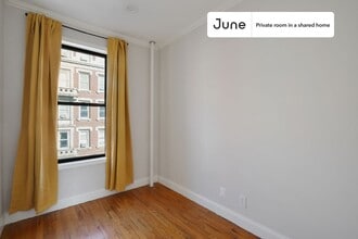 Building Photo - Room in Shared 4 bed/1 bath home