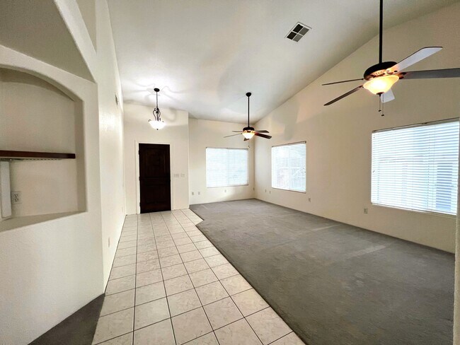 Foto del edificio - 3013 Verdugo Ln