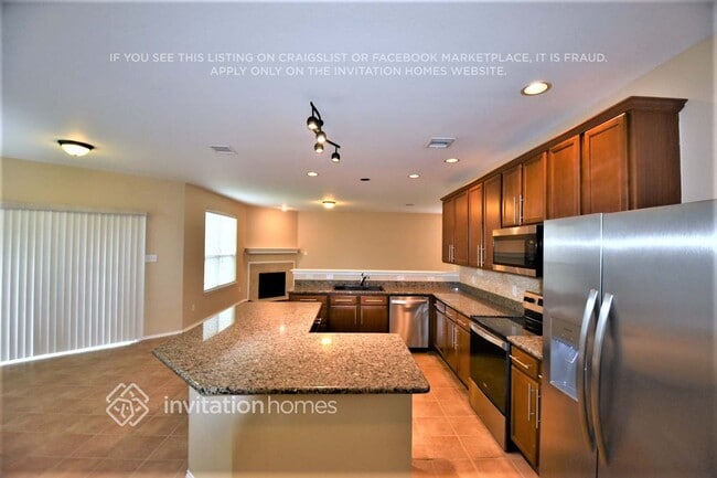 Building Photo - 8441 Shallow Creek Dr