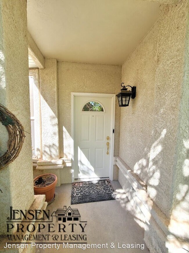 Building Photo - 3 br, 3 bath House - 229 North Turnbury Lane