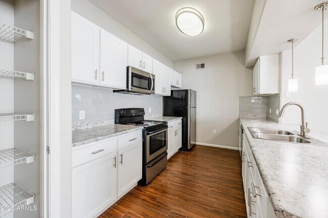 Foto del edificio - 17374 N 89th Ave