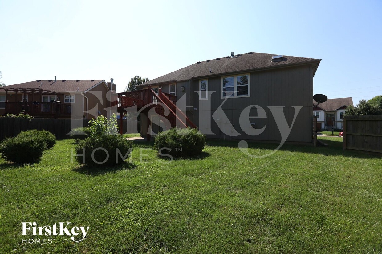 Foto del edificio - 910 Applewood Ln