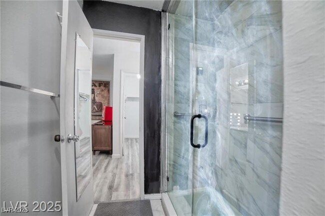 Foto del edificio - 4614 S Grand Dr