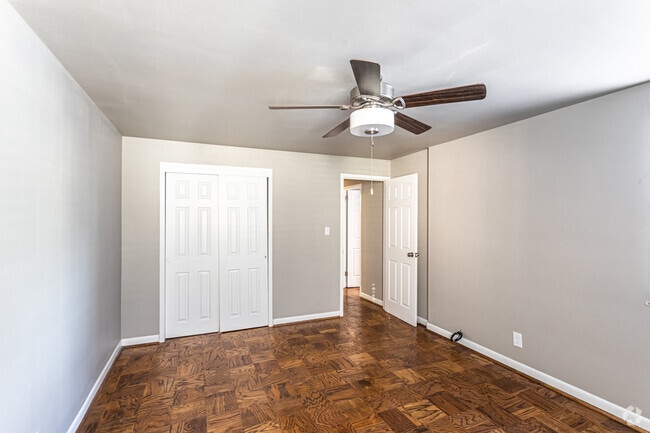 2BR, 1BA - 850 SF - Stones Apartments