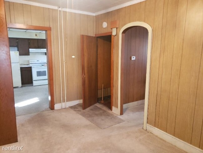 Building Photo - 3 br, 1 bath House - 703 Maple St 1 Unit 1