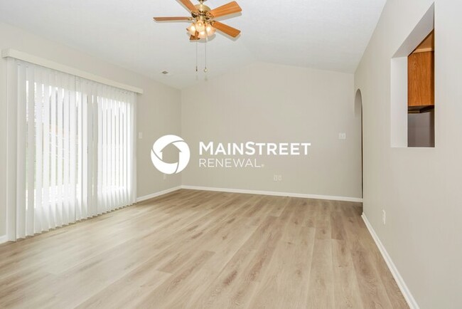 Foto del edificio - 137 Meadow Glen Dr