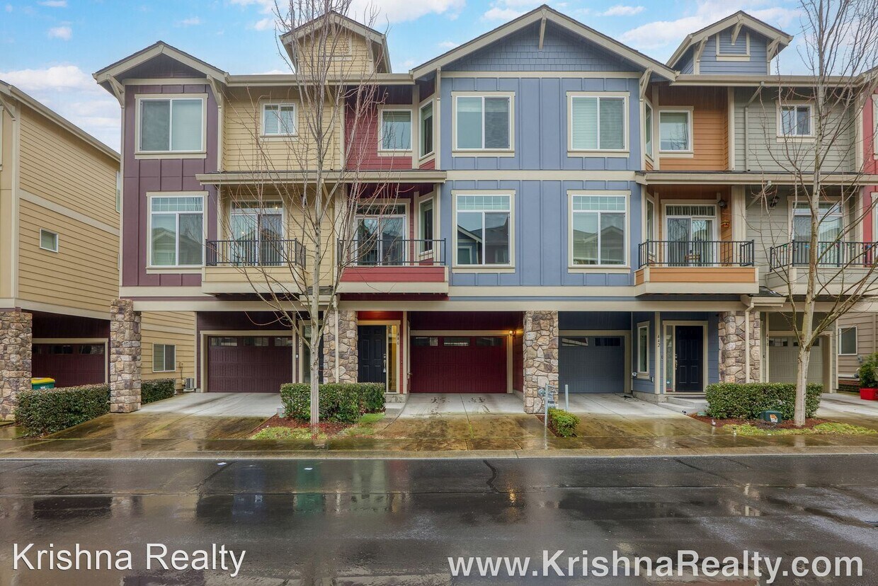 Primary Photo - 2 br, 2.5 bath House - 446 NE Patricia Ann...