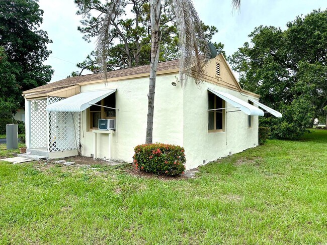 Foto del edificio - 4743 Purdy Ln
