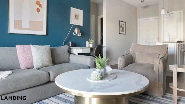 Foto del edificio - 215 Hunters Lk Wy