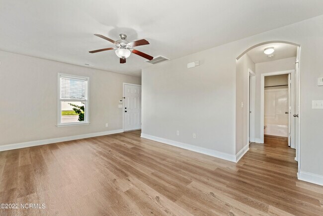 Foto del edificio - 424 Caldwell Loop
