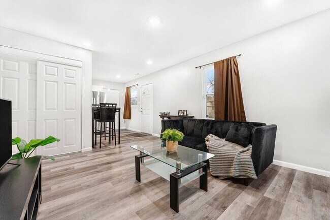 Foto del edificio - 4138 W 20th Ave