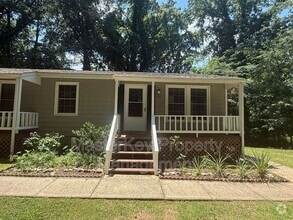 Building Photo - 223 Byrum St