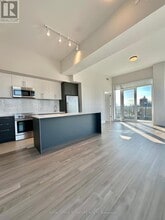 Building Photo - 2525-2525 Bathurst St