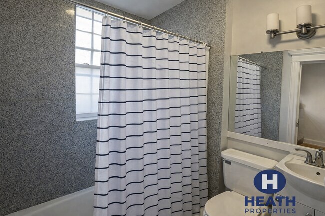 Foto del edificio - 16 W Cedar St