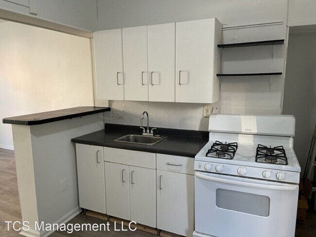 Building Photo - 2 br, 1 bath House - 3038 Collins St