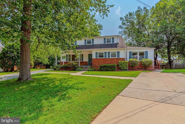 Foto del edificio - 9703 Stoneham Terrace