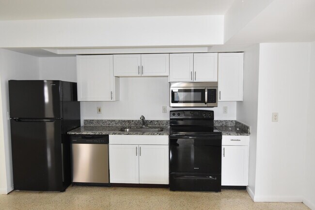 Foto del edificio - 2472 NE 5th Ave